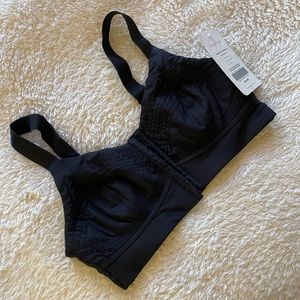 Fabletics Low Impact Sports Bra - NWT